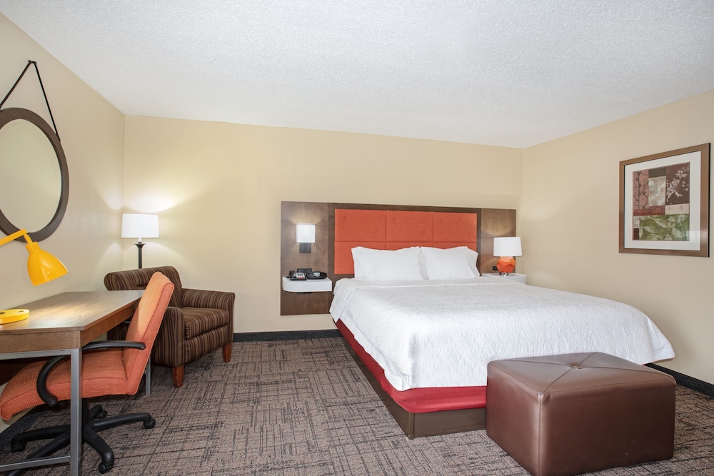 Hampton Inn Jonesboro - photo 10