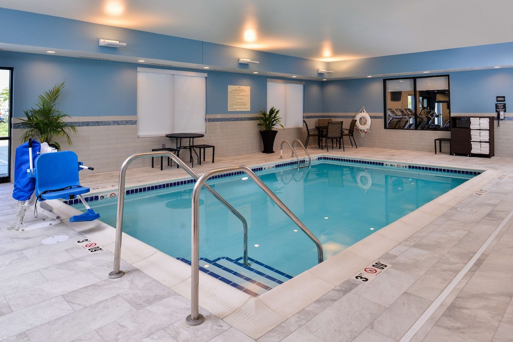 Hampton Inn Omaha Airport - photo 24
