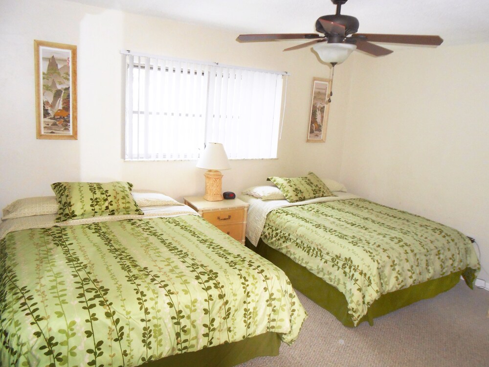 Hideaway Waterfront Resort & Hotel - photo 8