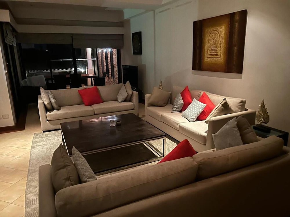 4 Bed Golf Course Pool Villa — 4-Star Luxury Hotel in Thalang, Thailand