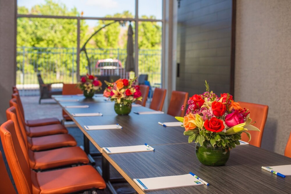 Holiday Inn Express & Suites Tampa North Wesley Chapel by IHG - photo 34