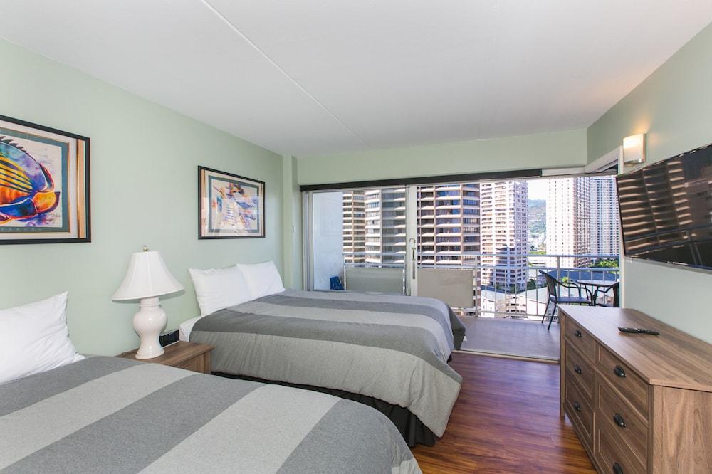 Marina Hawaii Vacations at the Ilikai Tower - photo 13