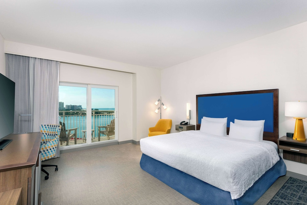 Hampton Inn & Suites Clearwater Beach - photo 14