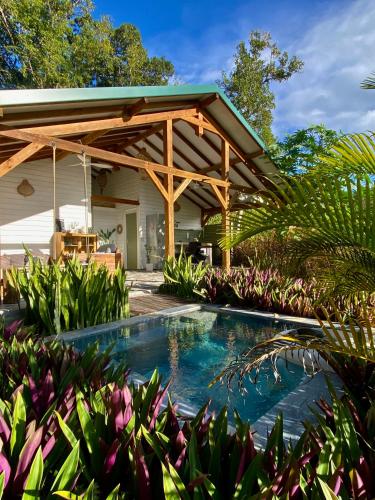 Lodge Kara — 4-Star Luxury Hotel in Grand-Bourg, Guadeloupe