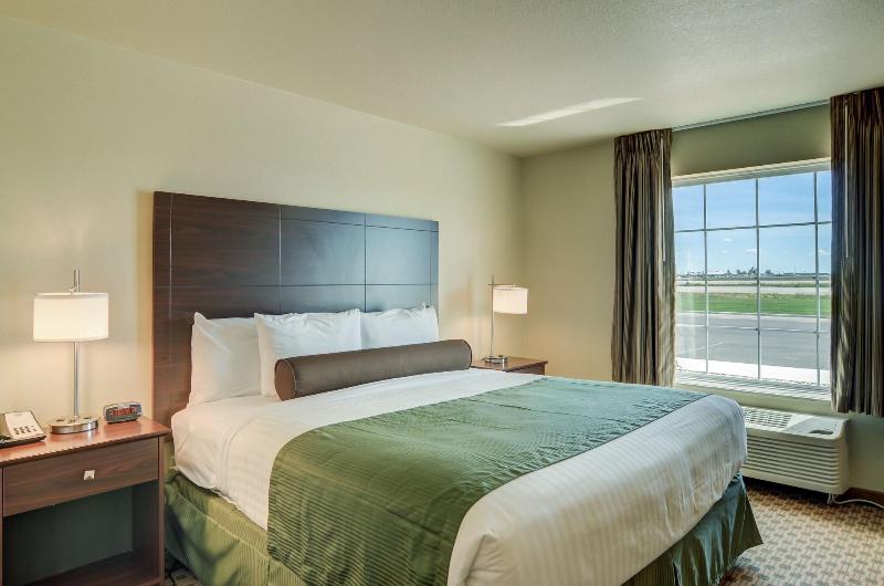 Cobblestone Inn & Suites Eaton - photo 15