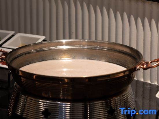 Yunyi Zizai Hotel — 4-Star Luxury Hotel in Ordos, People's Republic of China
