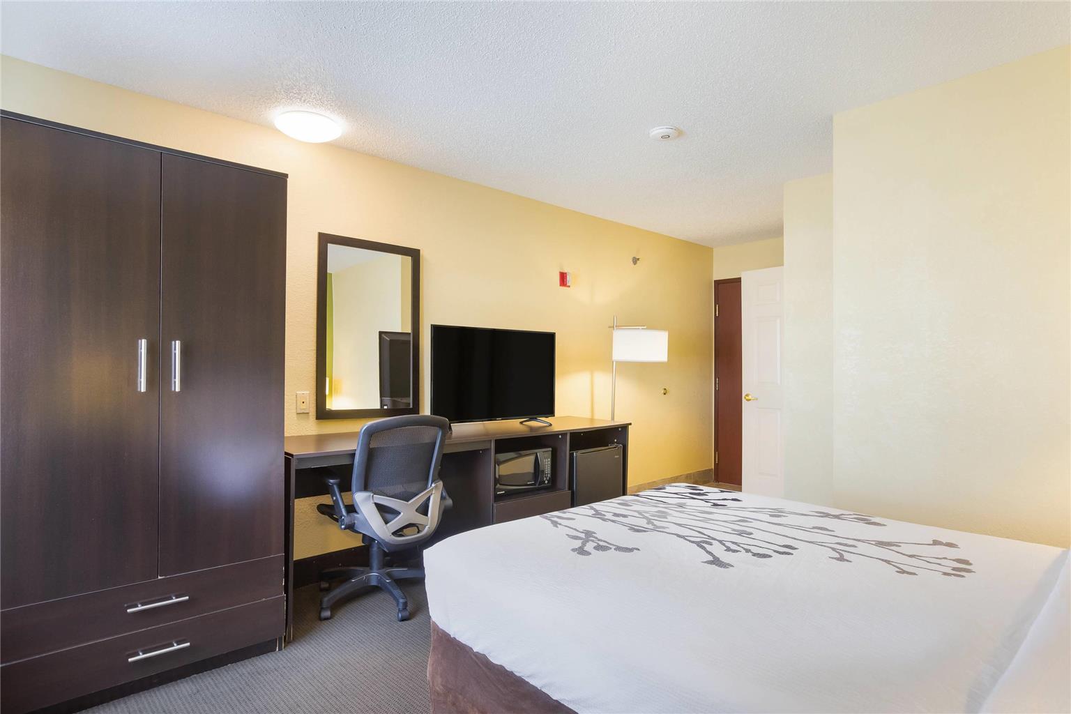 Spark by Hilton Grand Rapids - photo 11