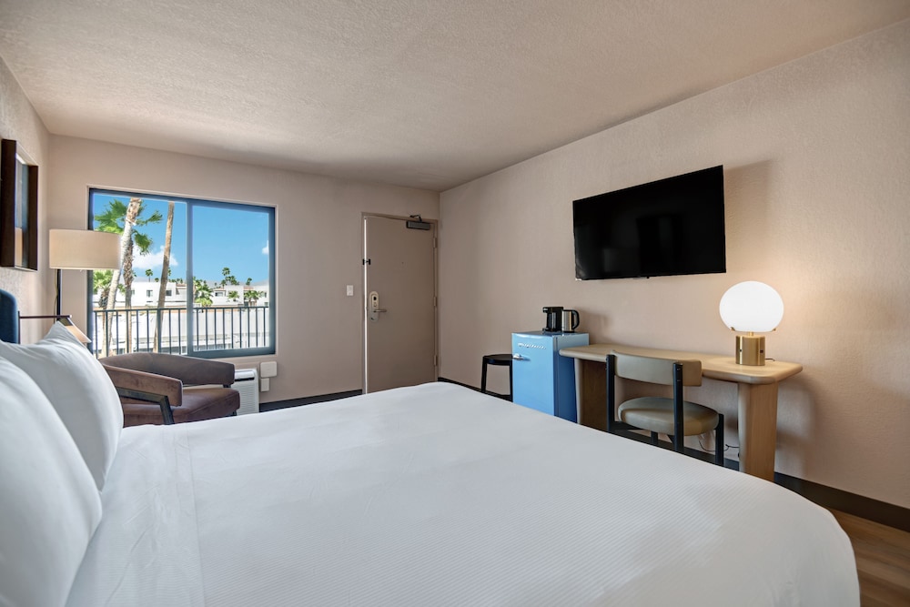 The Dunes Hotel - photo 14