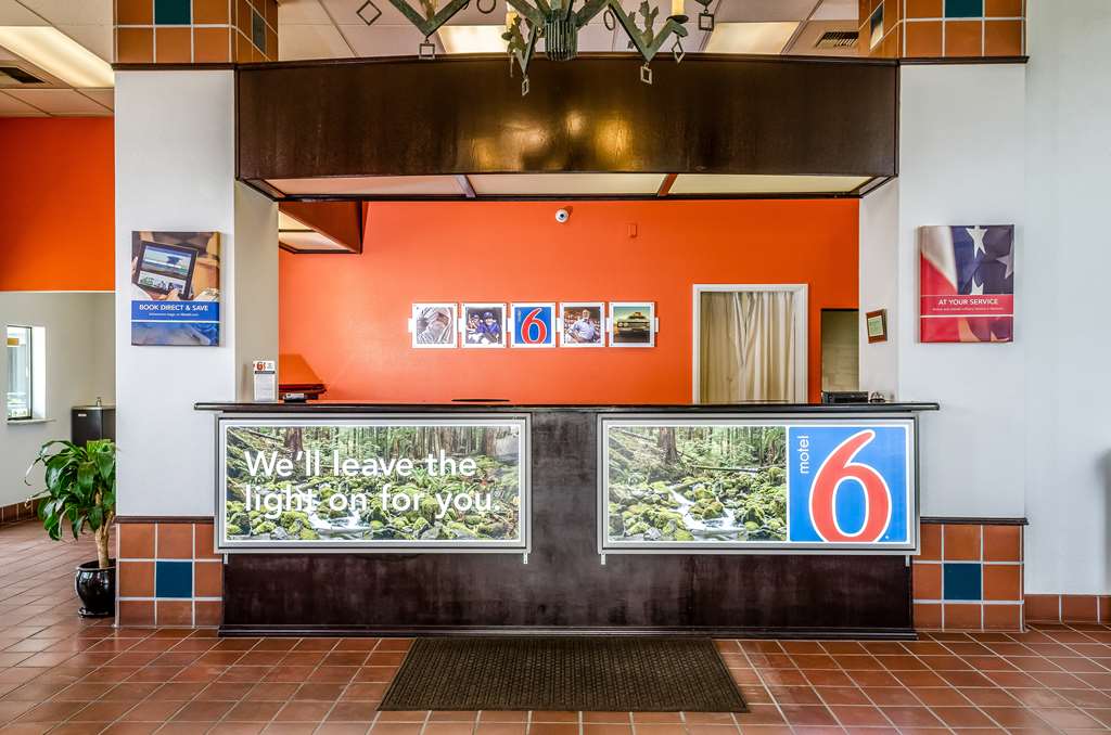 Motel 6 Oakdale CA - photo 27
