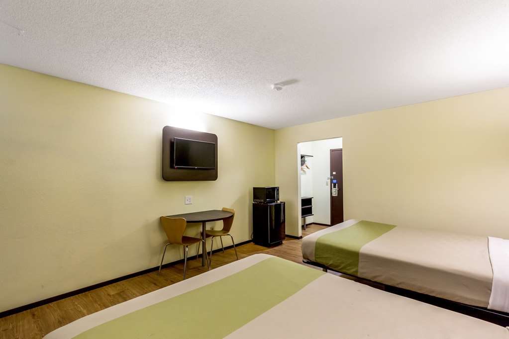 Motel 6 Troy IL - photo 18