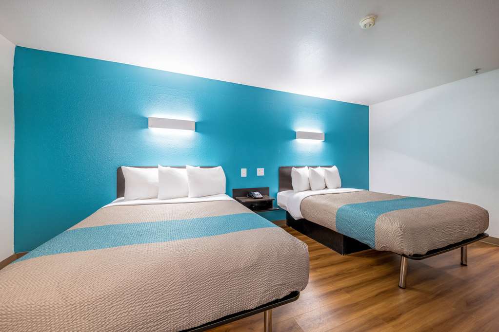 Motel 6 Decatur TX - photo 6