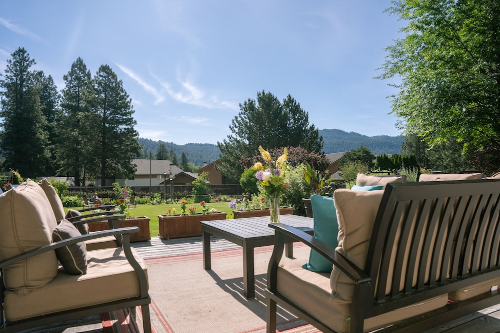 Blue Elk Inn - photo 80
