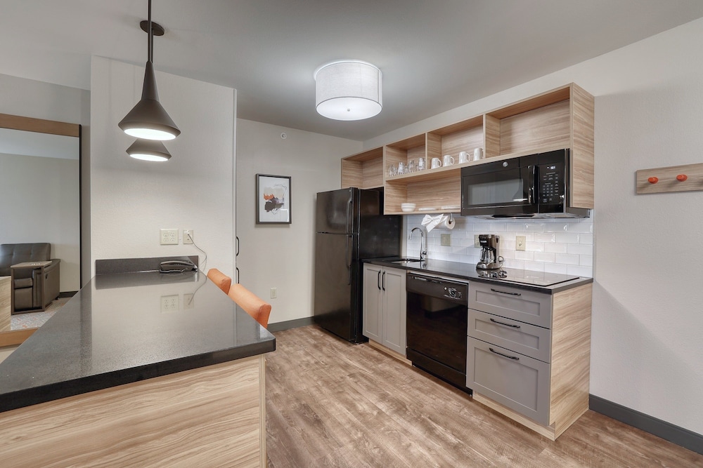 Candlewood Suites Milwaukee Airport by IHG - photo 9