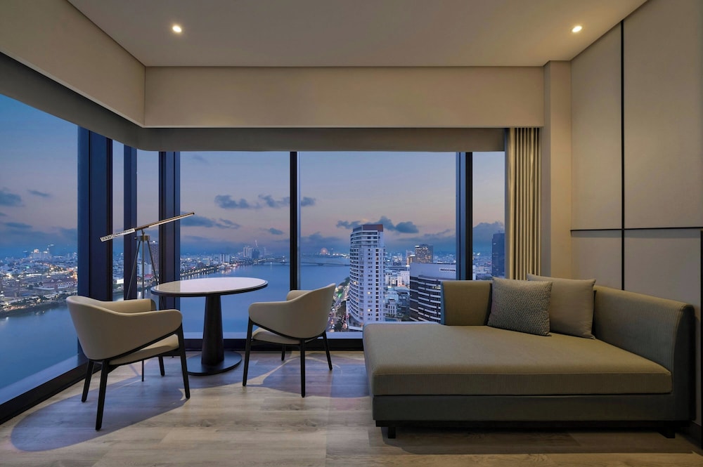 Courtyard by Marriott Danang Han River in Da Nang, Vietnam