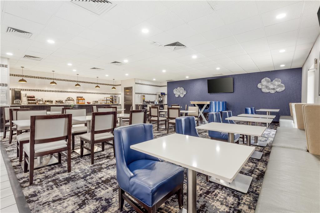 Best Western Rochester Hotel Mayo Clinic Area St. Marys - photo 65