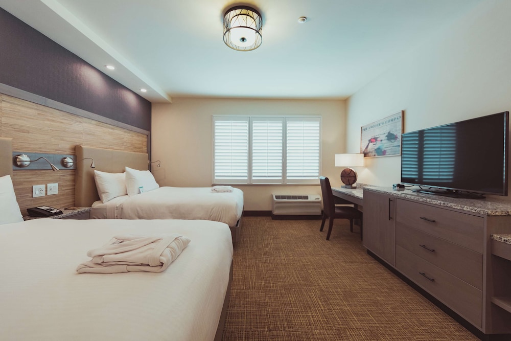 Tailwater Lodge Altmar Tapestry Collection by Hilton - photo 33