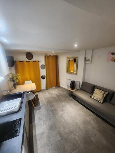 Parfum Mimosa - carbon neutral hotel in Grasse