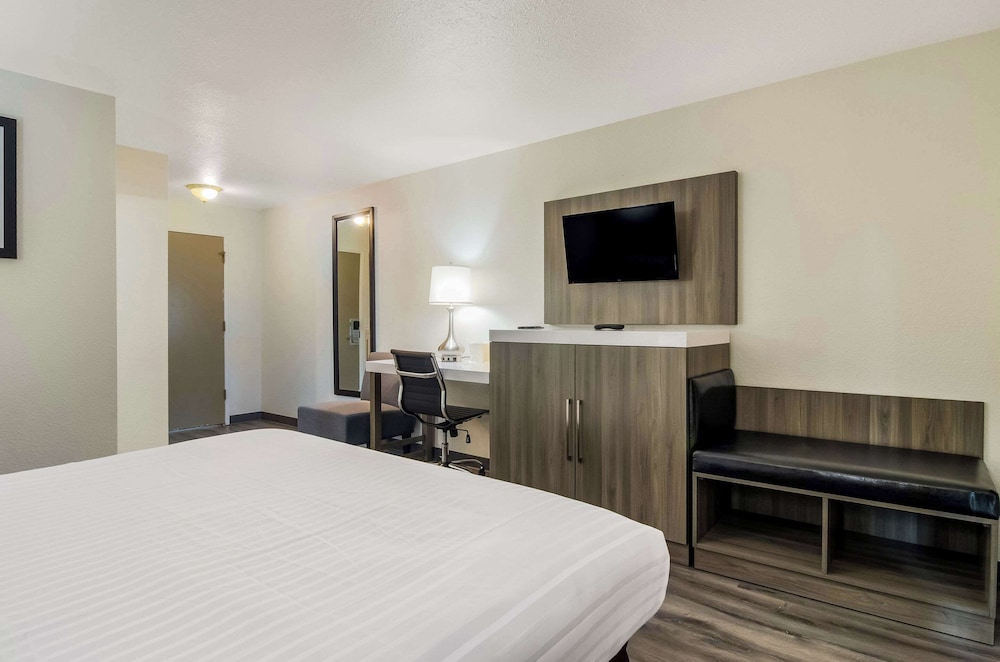 Rodeway Inn Enumclaw Mount RainierCrystal Mountain - photo 14