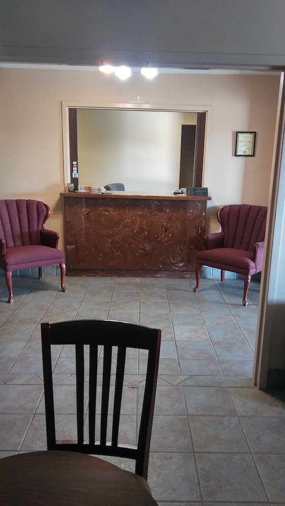 Briarwood Inn of Sparta - photo 29