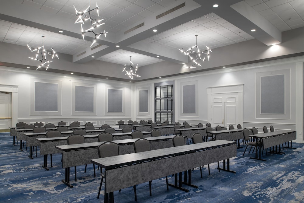 Renaissance Framingham Hotel & Conference Center - photo 39