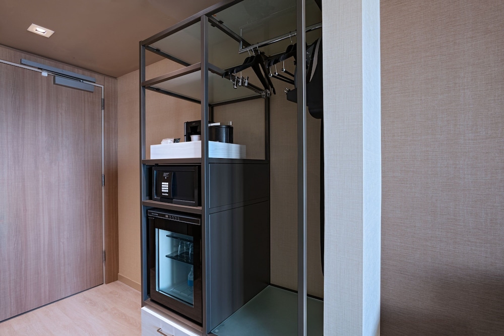 AC Hotel Waco Downtown - photo 6