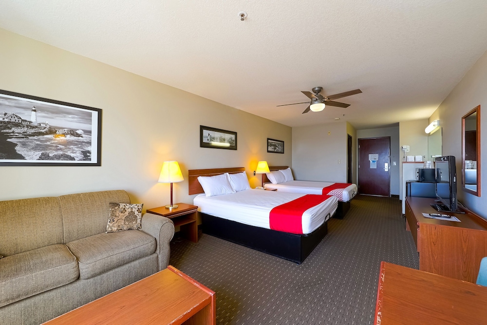 Siletz Bay Beachfront Hotel by OYO Lincoln City - photo 20