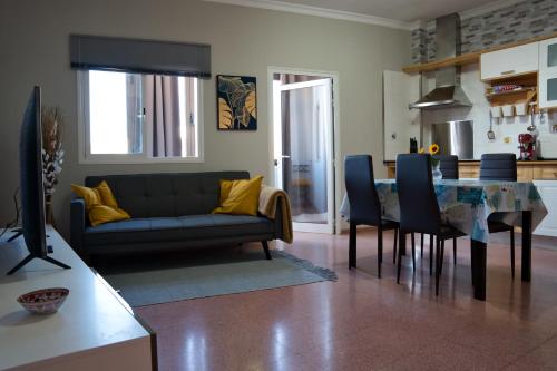 Brisamartelde in Telde, Spain