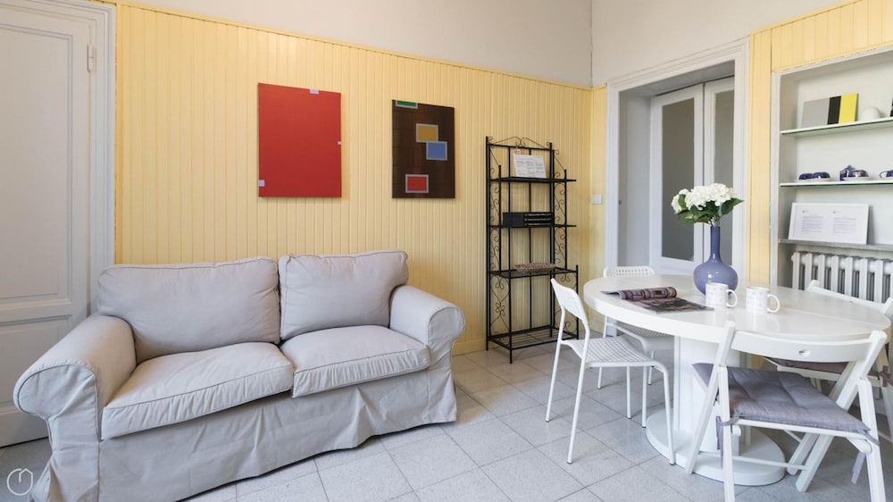 Piazza Lima 1 — 4-Star Luxury Hotel in Milan, Italy