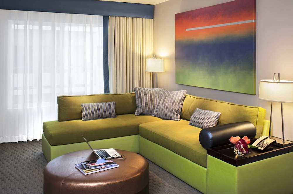 Sunset Marquis - photo 3