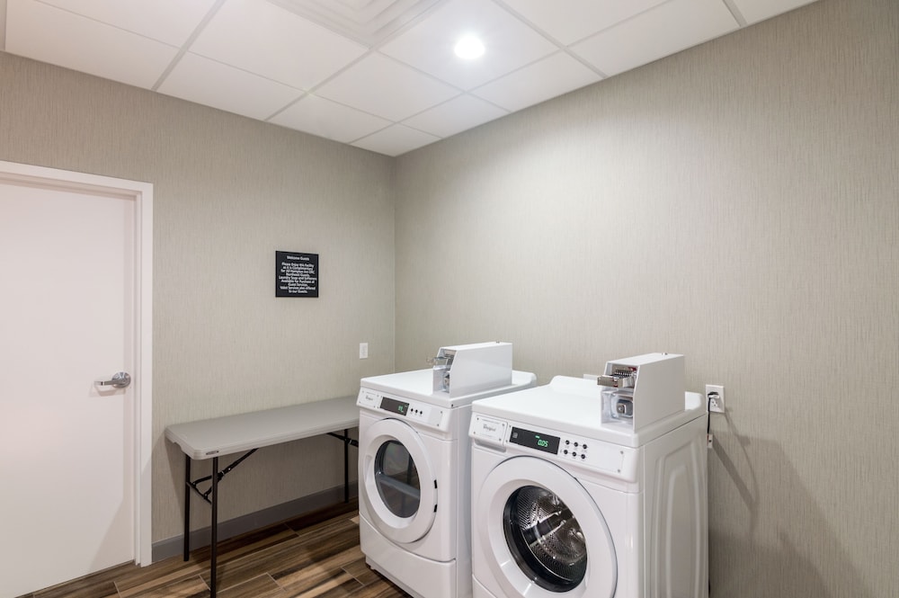 Hampton Inn Oklahoma City Northeast - photo 37
