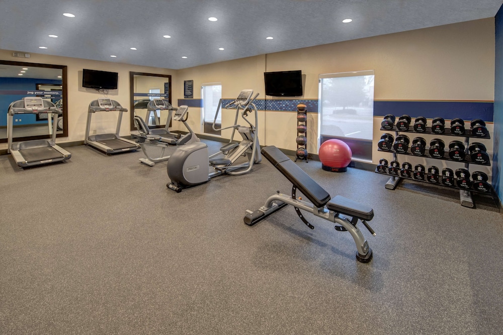 Hampton Inn Arkadelphia - photo 13