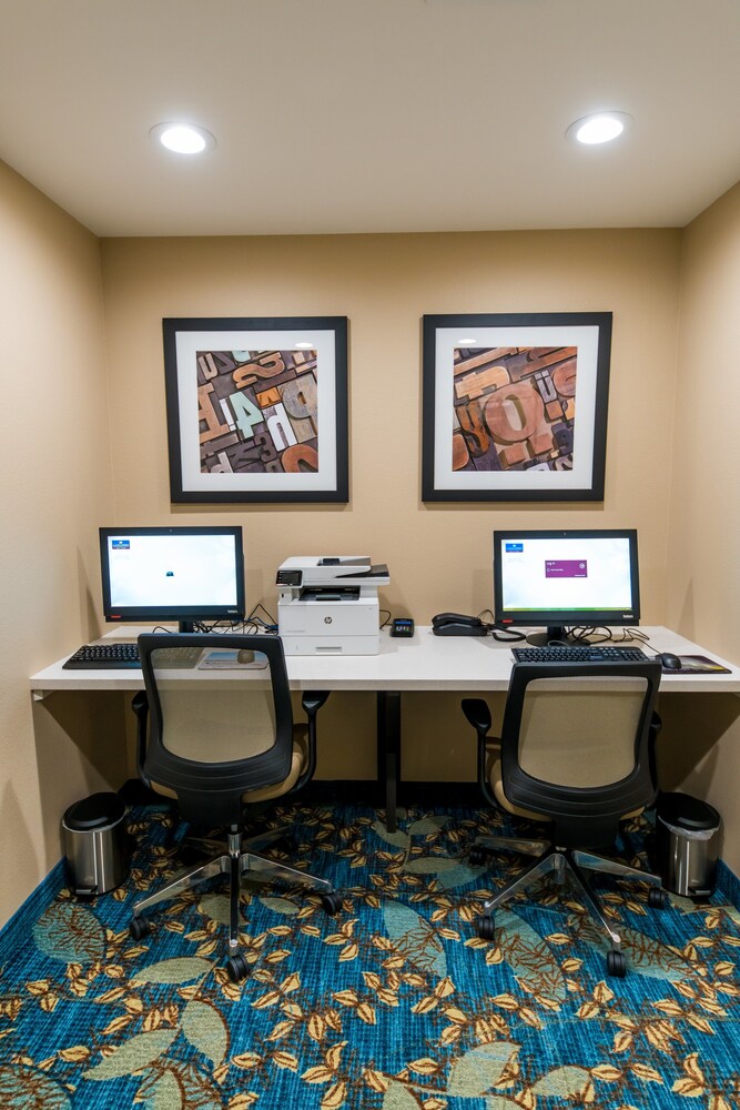 Candlewood Suites Fairbanks by IHG - photo 36