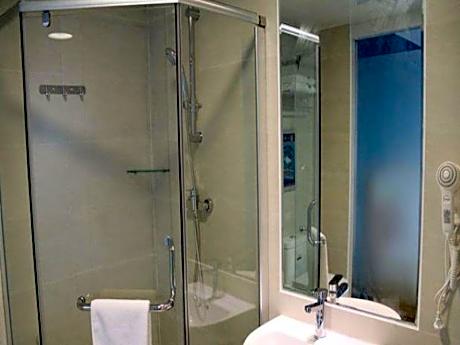 7Days Inn Zhangzhou Pinghe in Xiaoxi, People's Republic of China