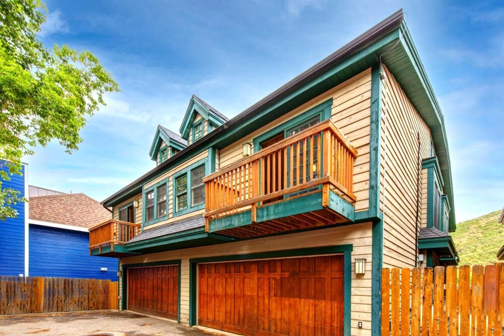 KBM Resorts Walk to Lifts and Main St Rent 1416 and 1418 Townhomes together Pri Hot tub PPS 1418 - photo 31