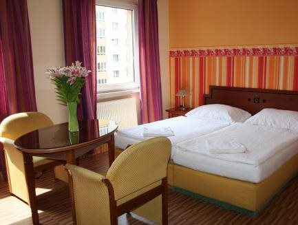 Hotel Turmfalke 24H Check In in Linz, Austria
