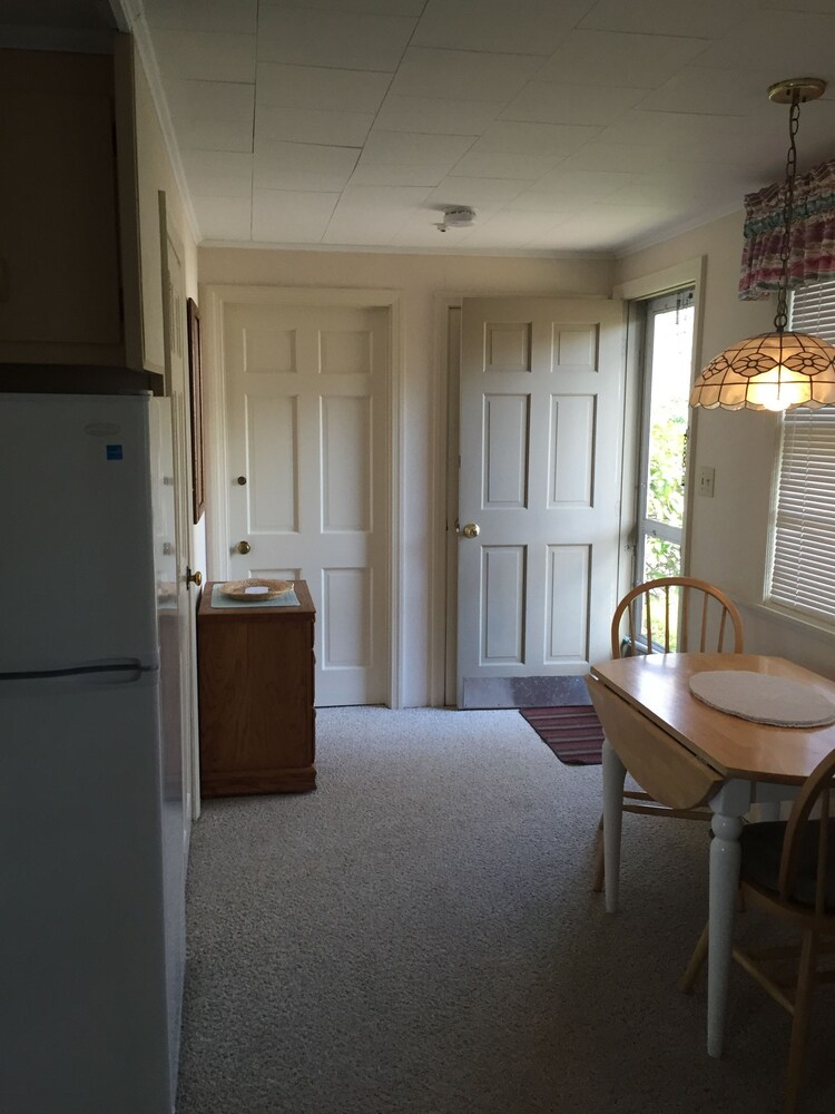 Midway Motel Cottages — Eastham