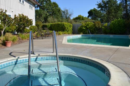 Sebastopol Inn - photo 68
