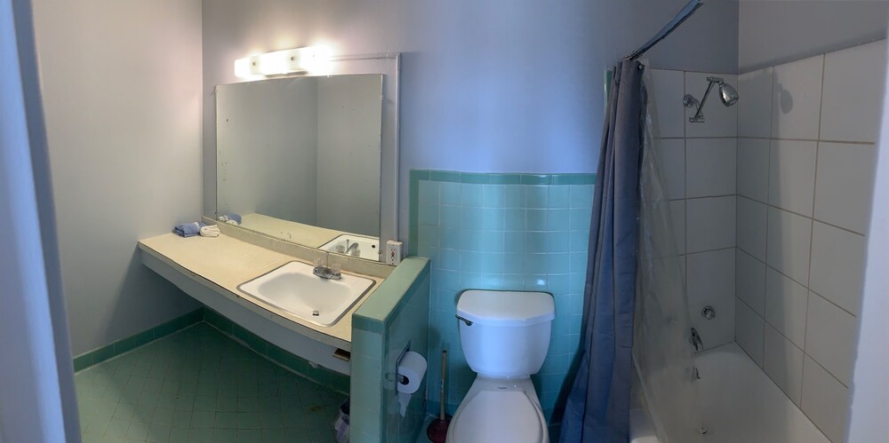 La Fun Motel - photo 39