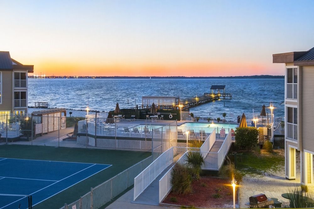 Getaways at Soundside Holiday Beach in Pensacola, United States