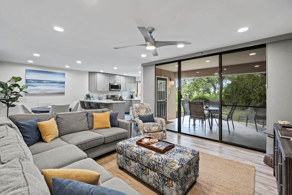 Wailea Ekahi 24B Modern Garden Retreat w Lanai Split AC & Stylish Renovation — 4-Star Luxury Hotel in Wailea, United States