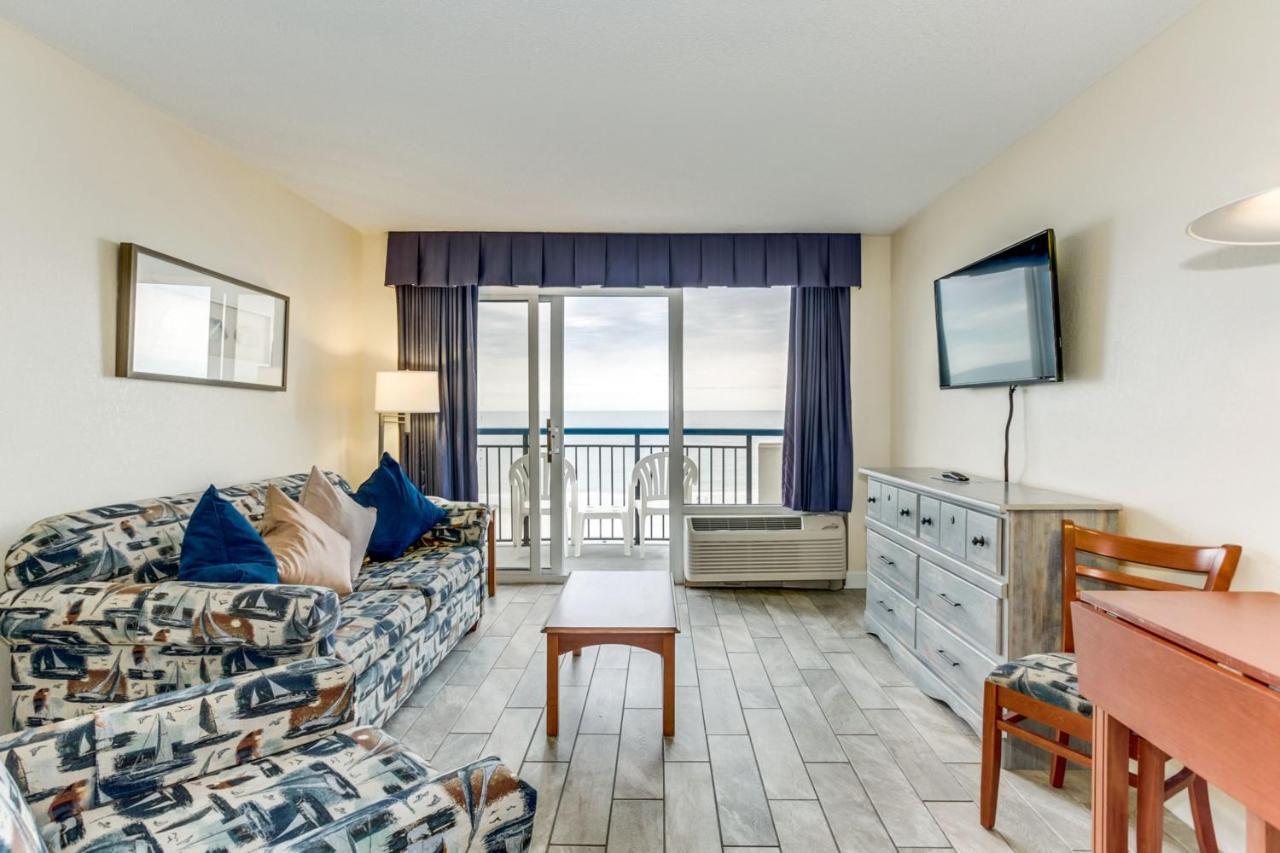 Boardwalk Resort Beachfront Condo by Hosteeva in Myrtle Beach, United States