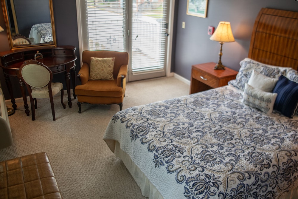 Elk River Hotel & Cafe - photo 10