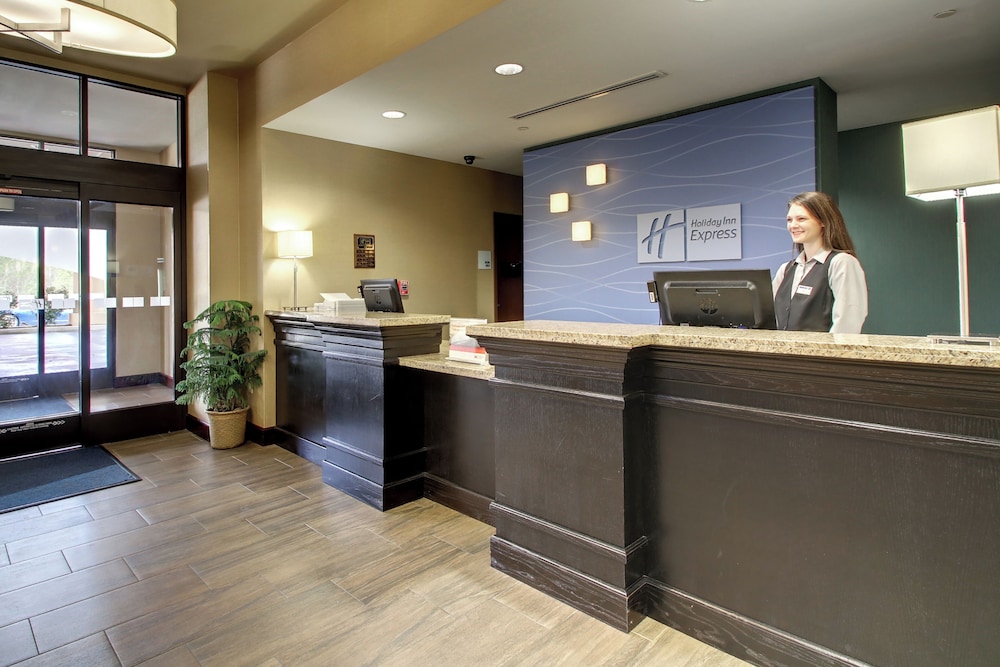 Holiday Inn Express Hotel & Suites Natchez South by IHG - photo 47