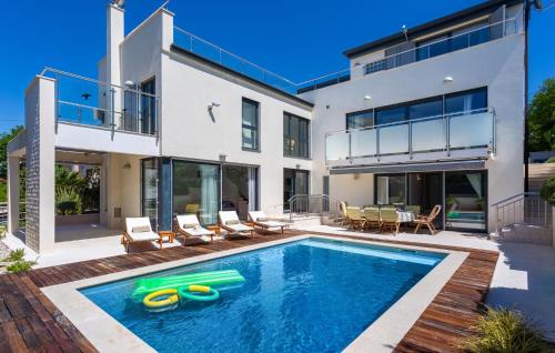 Awesome Home In Njivice — 5-Star Luxury Hotel in Njivice, Croatia