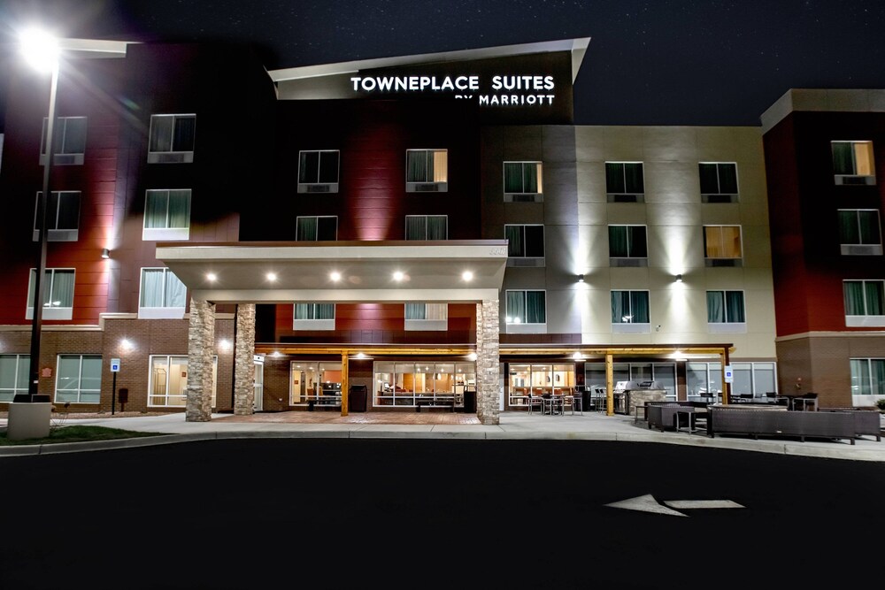 TownePlace Suites by Marriott Louisville Airport - photo 26