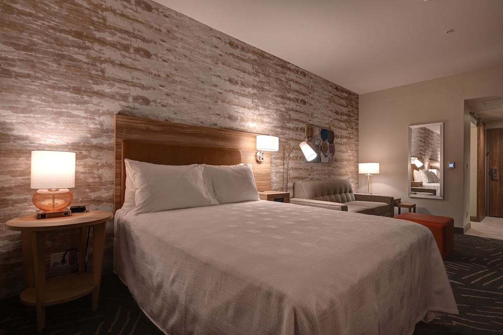 Home2Suites by Hilton Anaheim Resort - photo 11