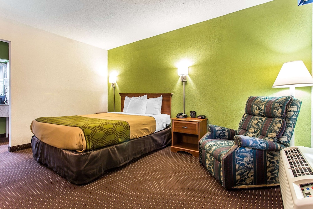 Econo Lodge Elizabeth City - photo 15
