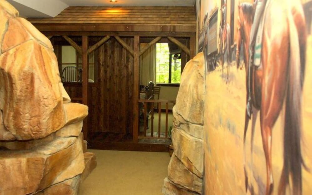 Chateau Avalon - photo 35