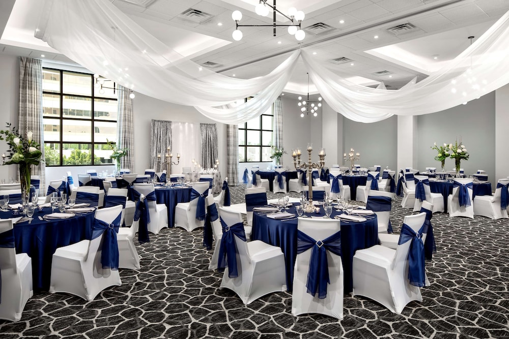 Embassy Suites by Hilton Tampa Airport Westshore - photo 57