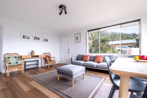 Island Vista Freycinet Holiday Houses in St Helens, Australia